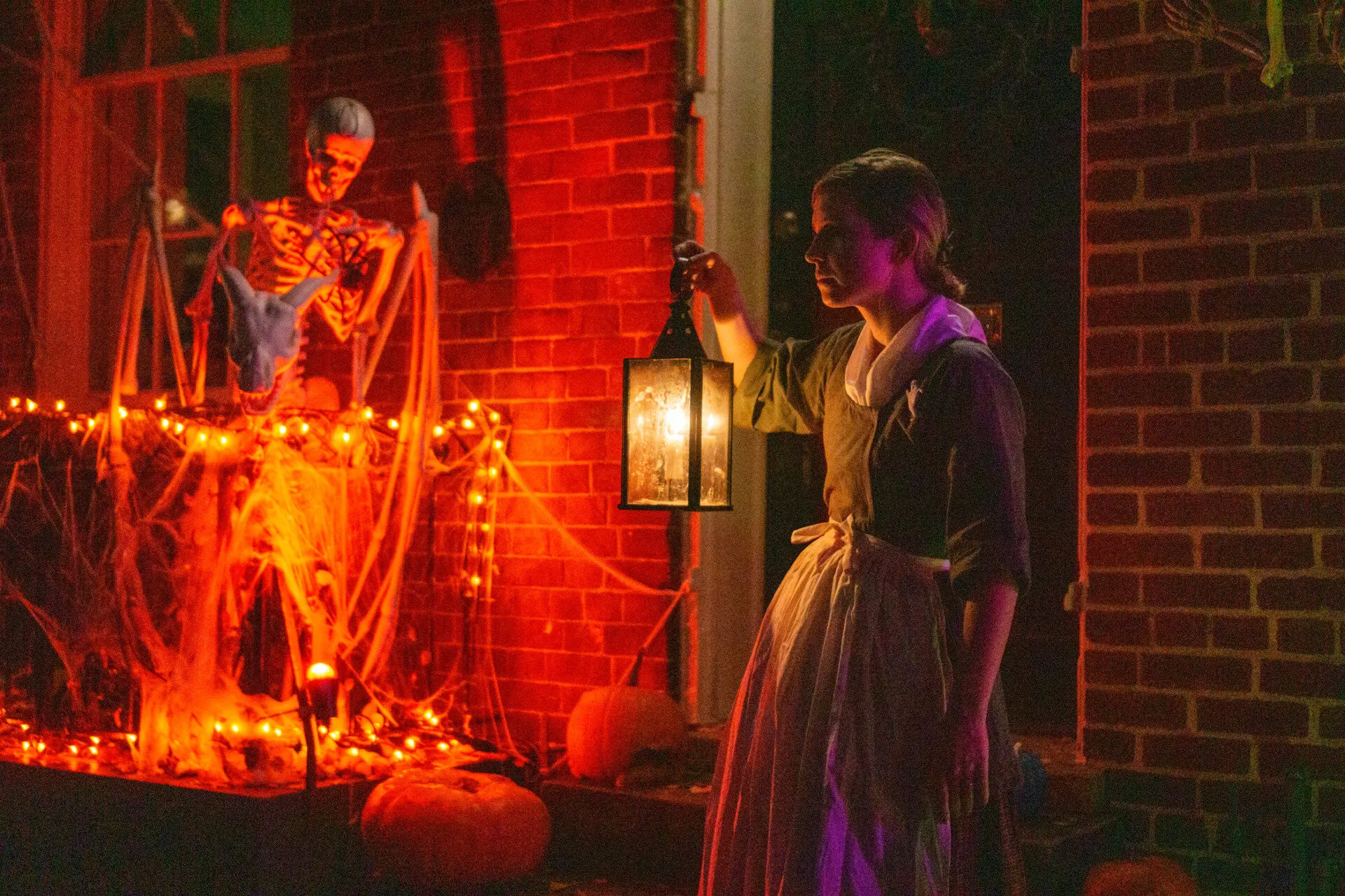 Alexandria Colonial Tours Ghost & Graveyard Tour