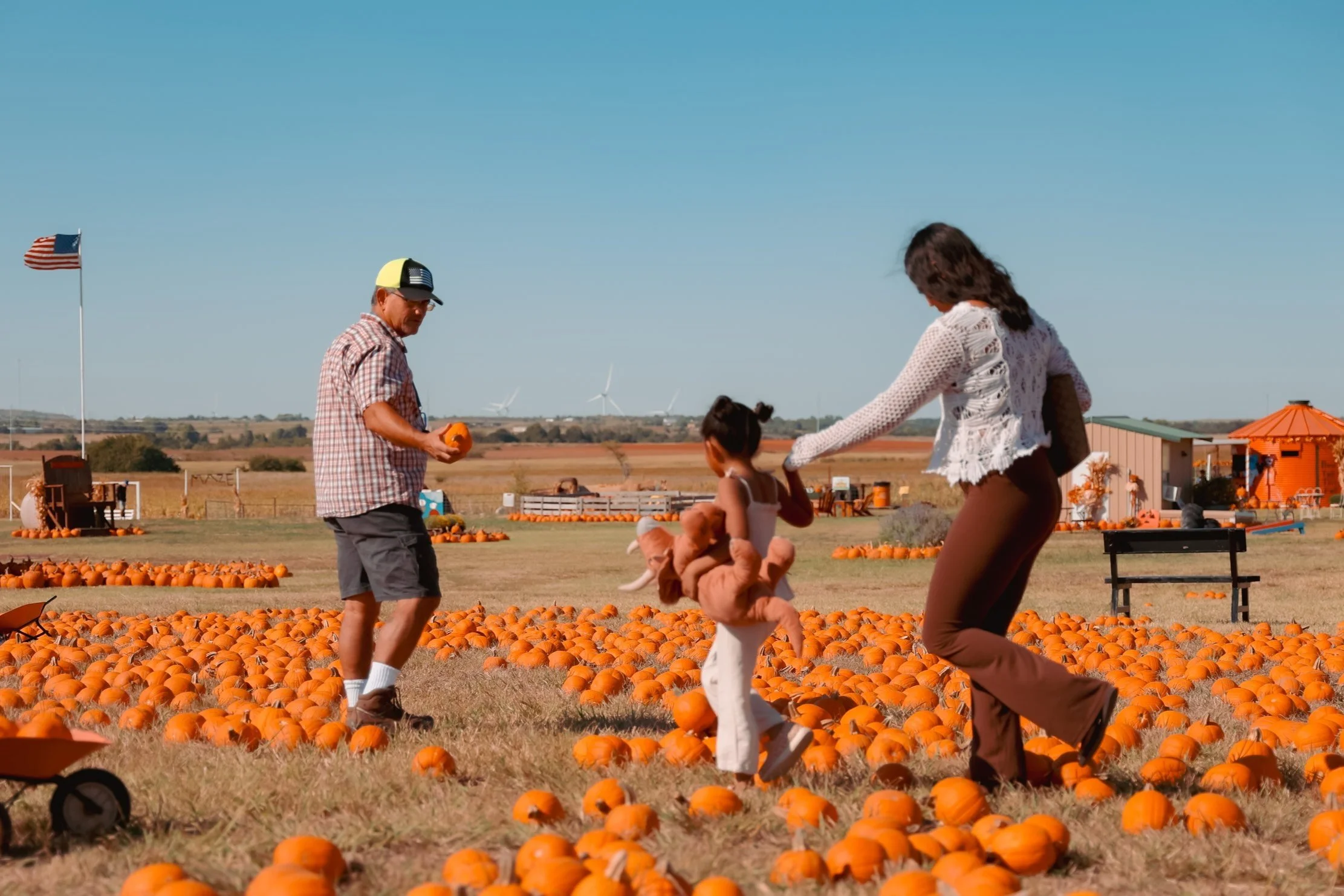 Jahn's Pumpkin Hill — farm_fall_attraction in Cyril, OK