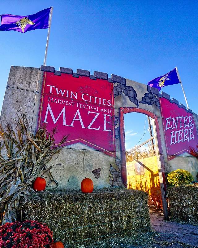 Twin Cities Harvest Festival and Maze โ farm_fall_attraction in Brooklyn Park, MN