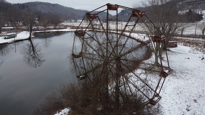 Lake Shawnee Abandoned Amusement Park